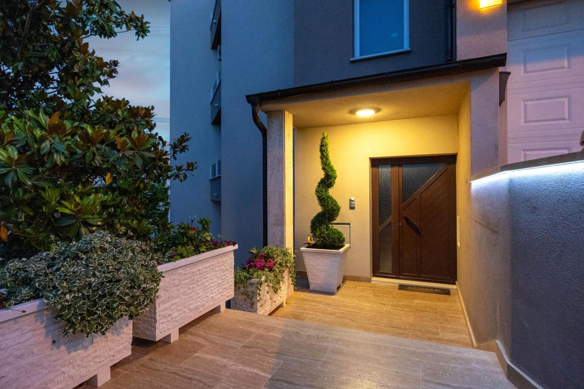 Sunny Garden Apartment Сплит Екстериор снимка