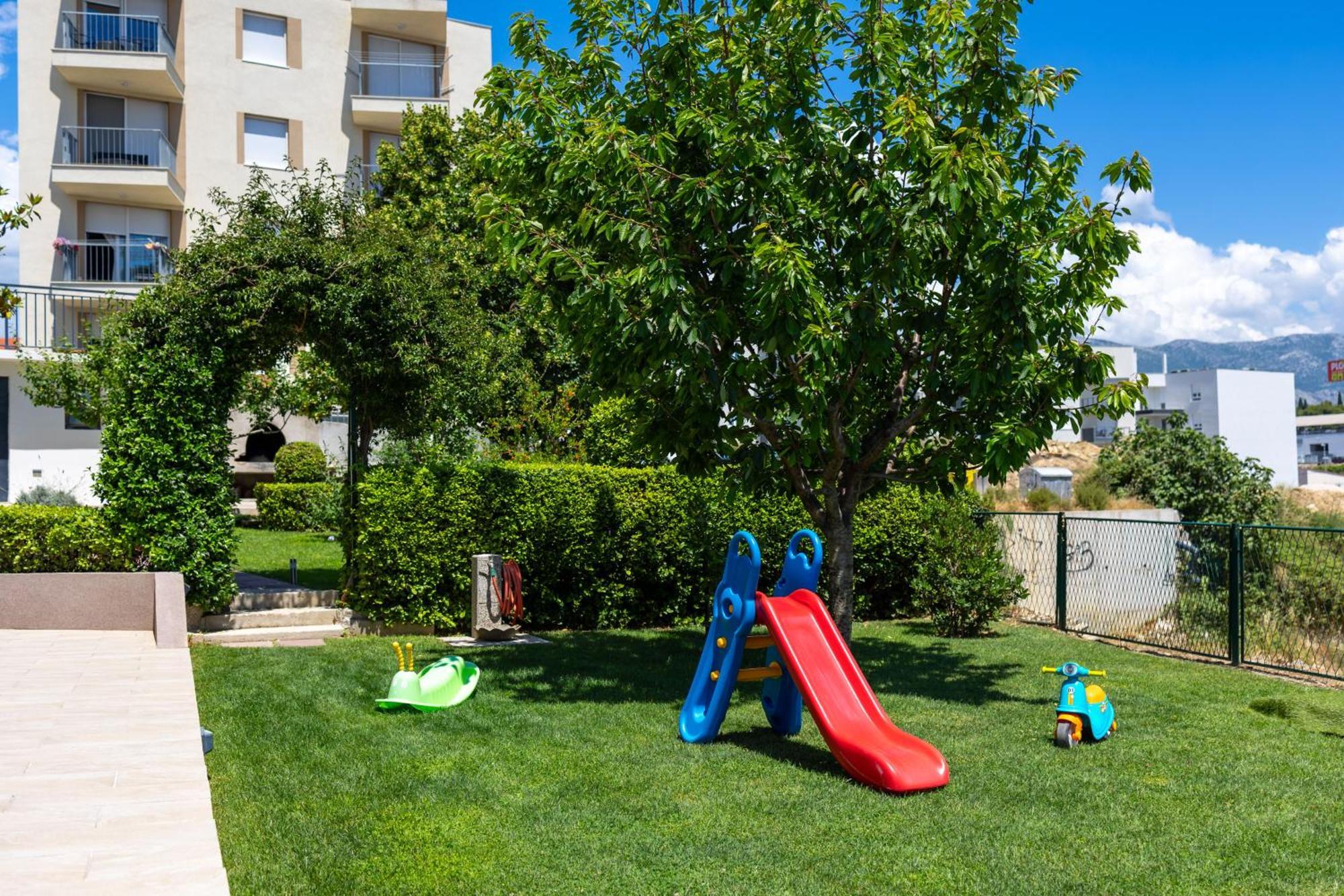 Sunny Garden Apartment Сплит Екстериор снимка